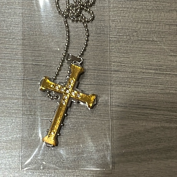 Gold with Silver Tone Cross Necklace NIP - Picture 3 of 6